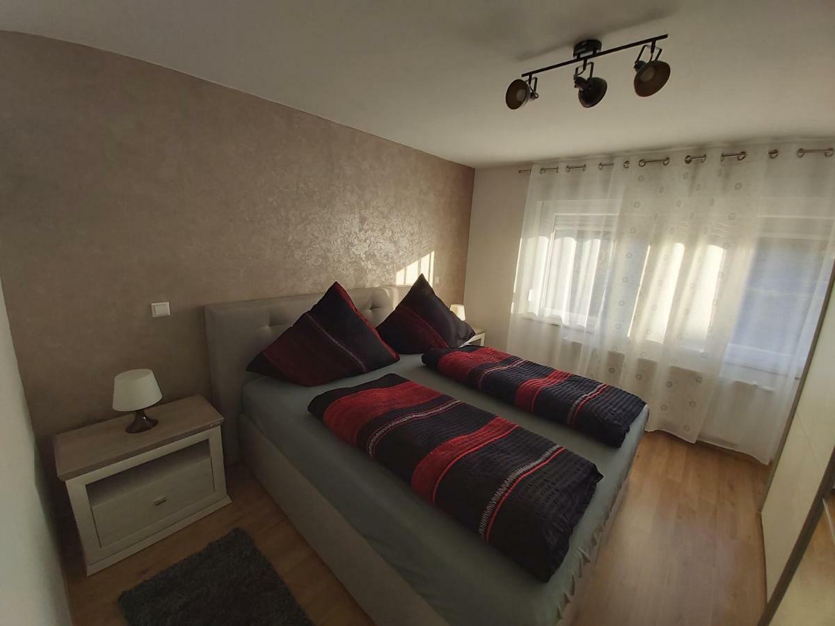 Apartment Claudia Зинсхайм Экстерьер фото